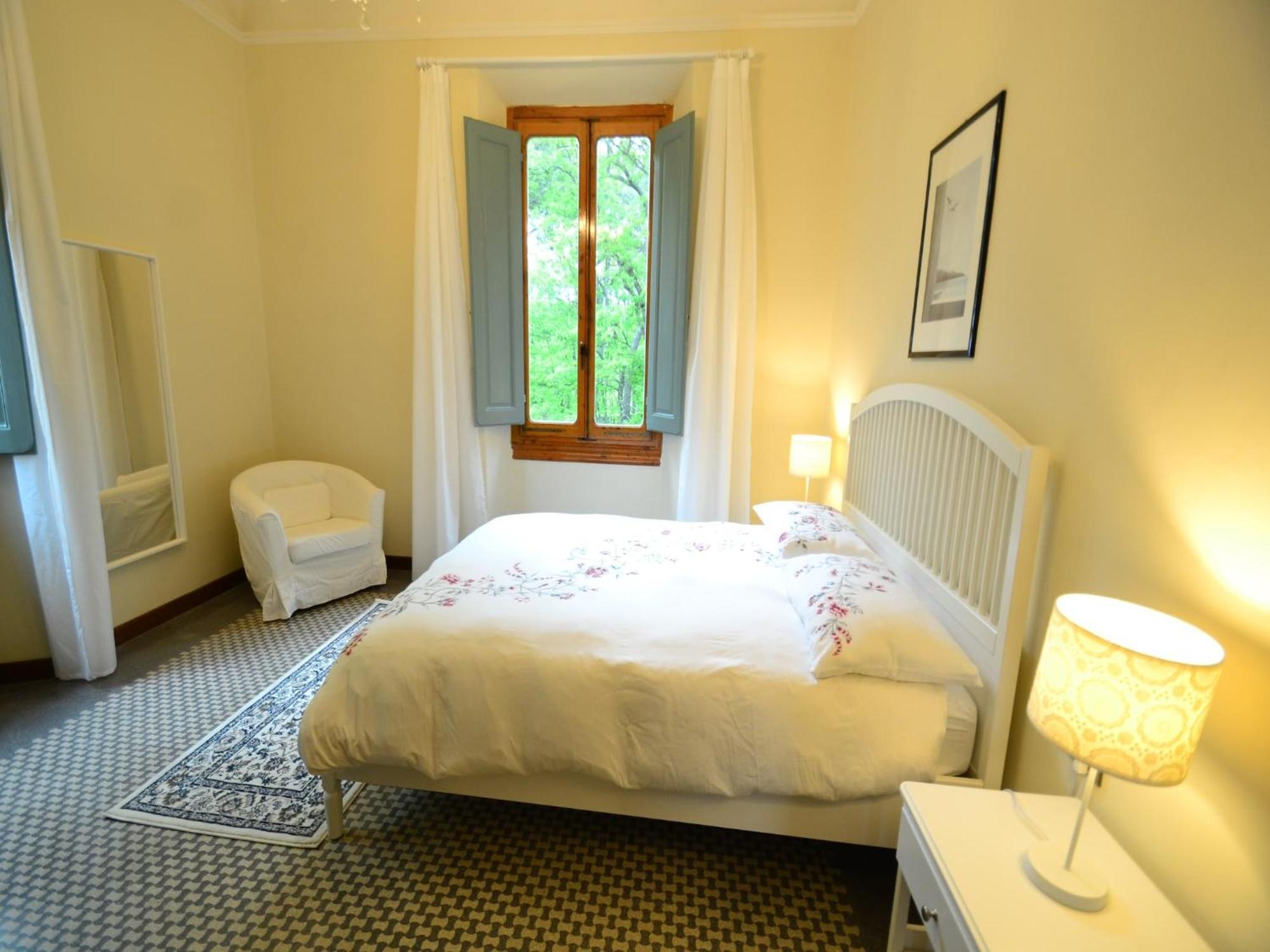 Lovely Holiday Home In Montefiridolfi With Hill View Exterior foto