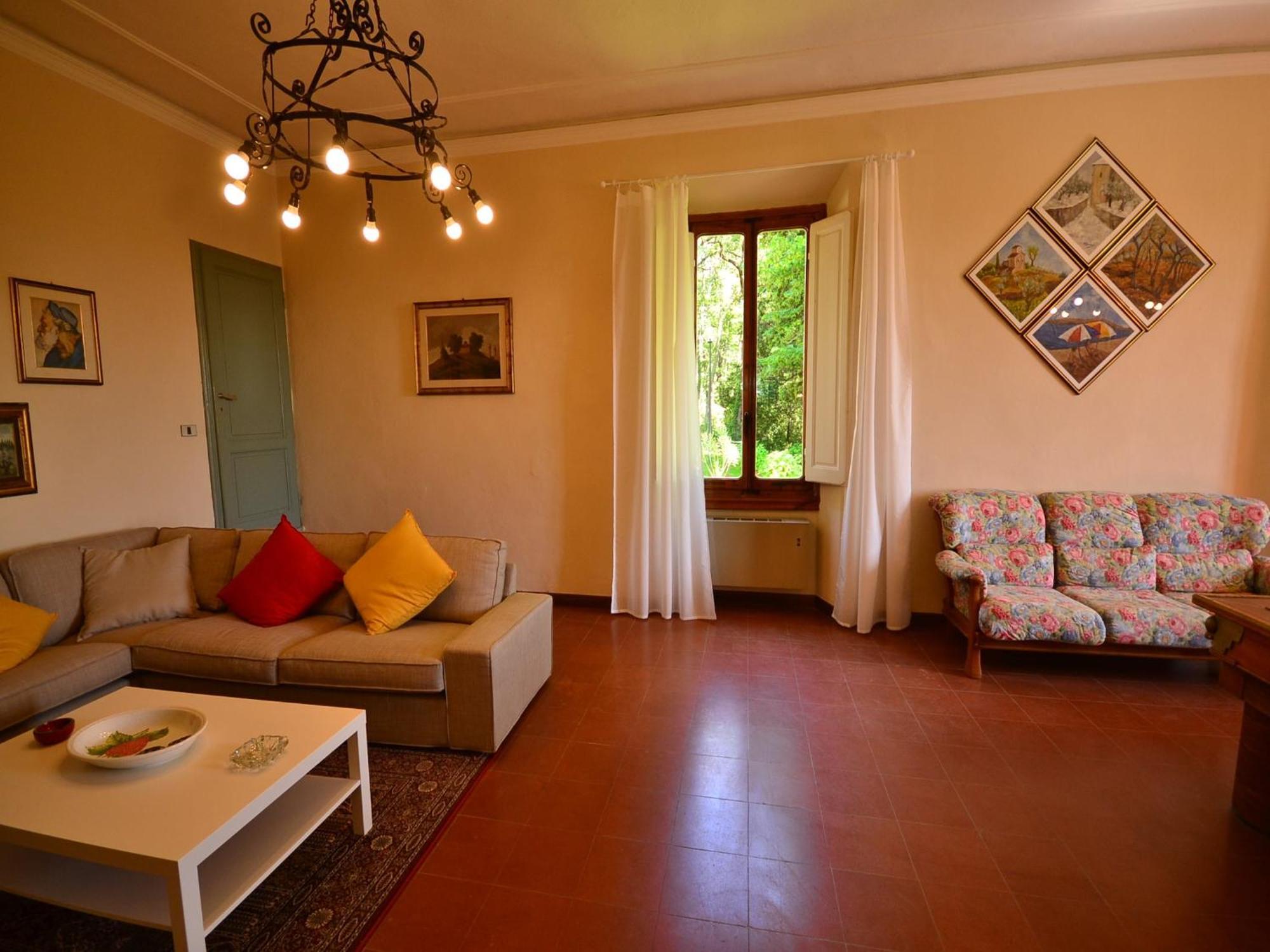 Lovely Holiday Home In Montefiridolfi With Hill View Exterior foto