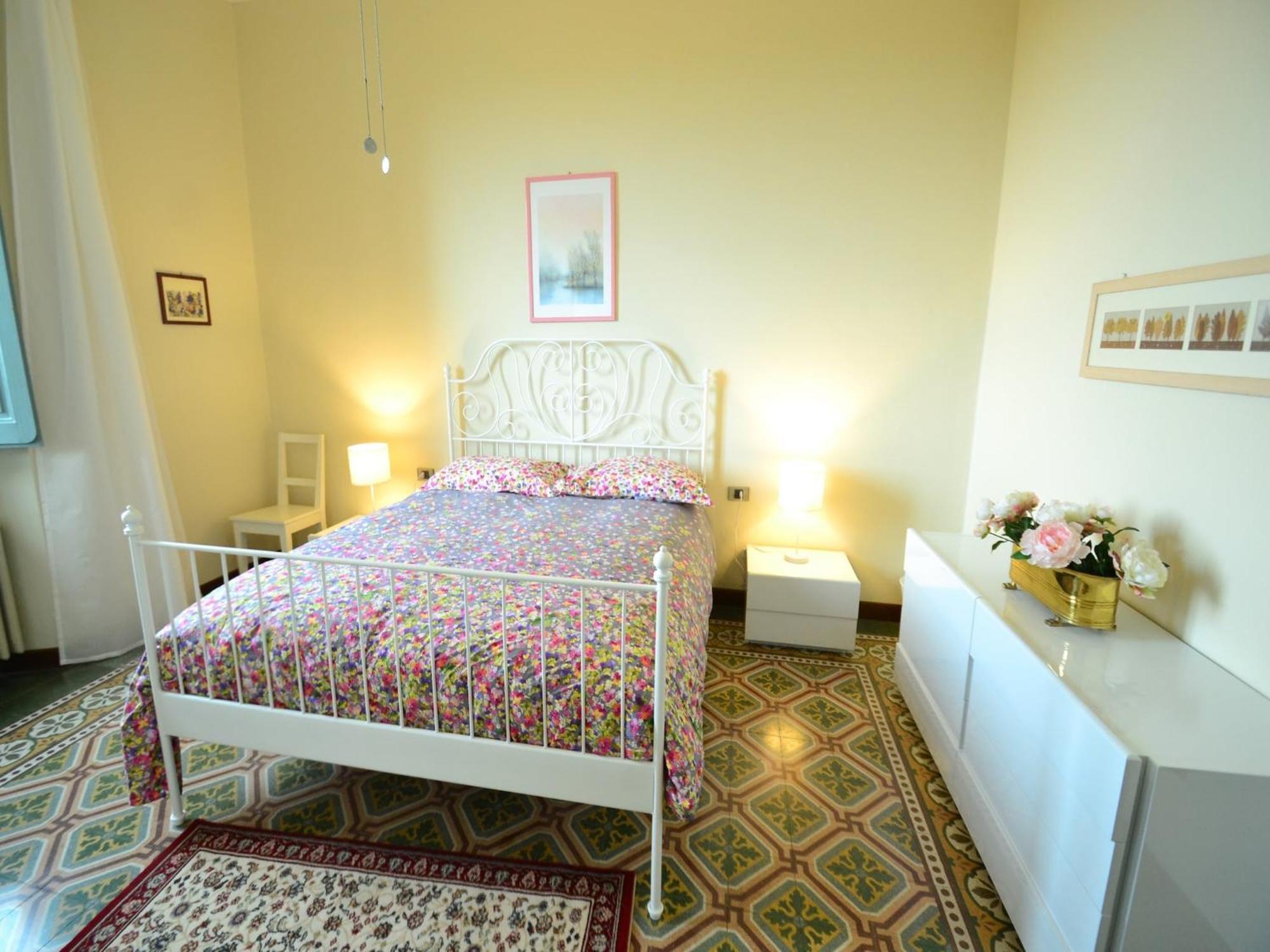 Lovely Holiday Home In Montefiridolfi With Hill View Exterior foto